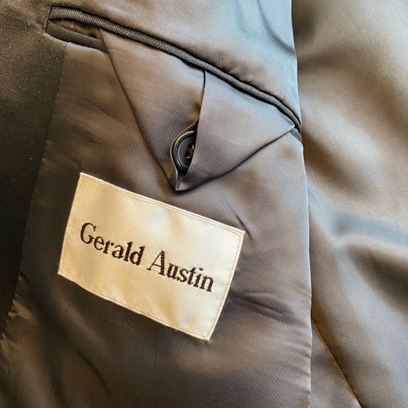 Men's 6 Piece Black Tux - Size 40 Regular - Picture 3 of 10